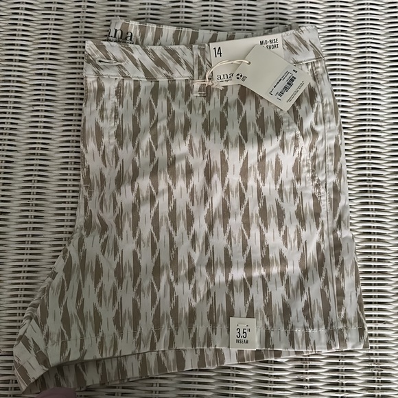 Ana mid ride twill shorts - Picture 5 of 5